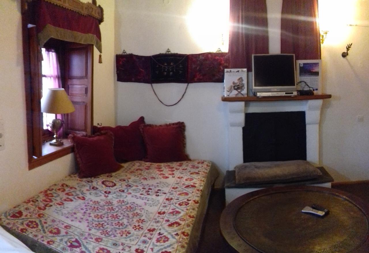 Traditional Rooms Karaouli Papigko Luaran gambar