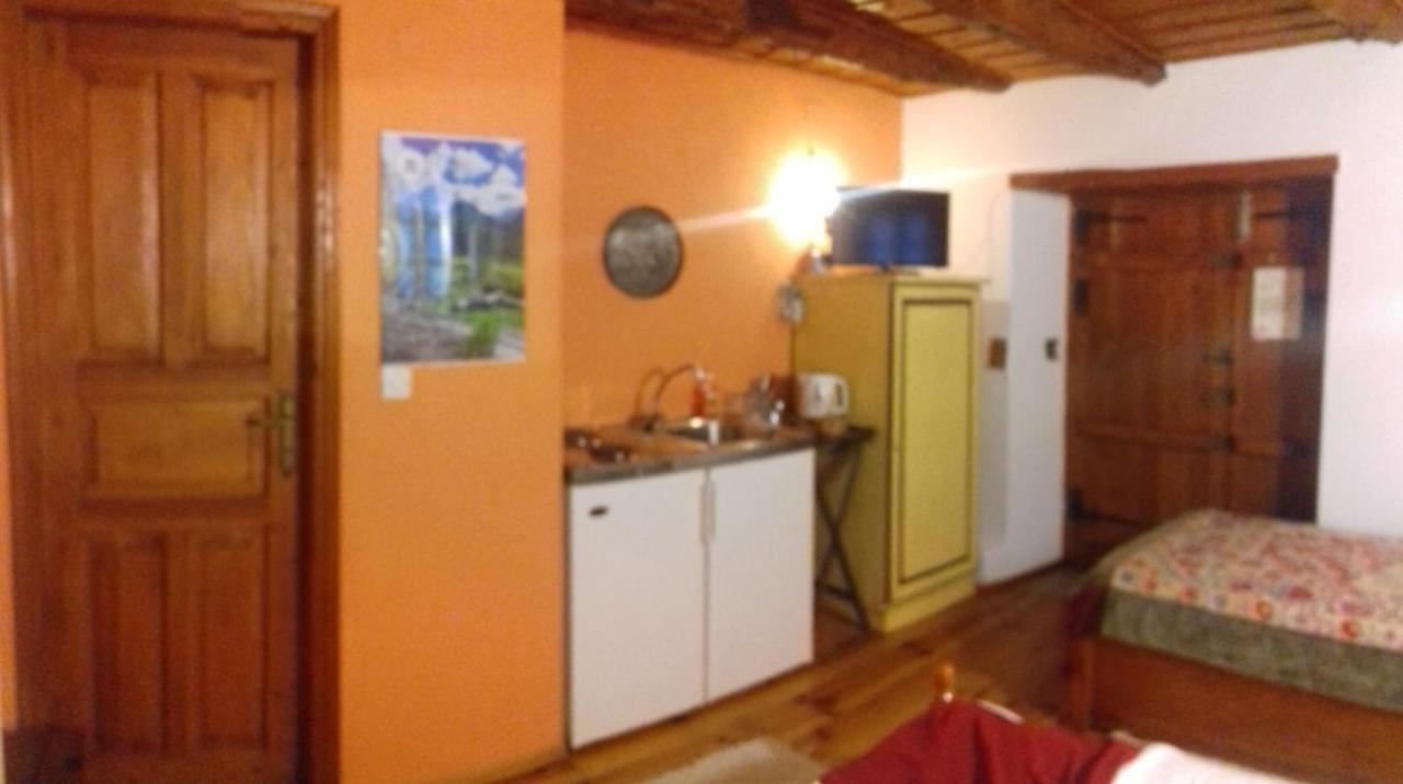 Traditional Rooms Karaouli Papigko Luaran gambar