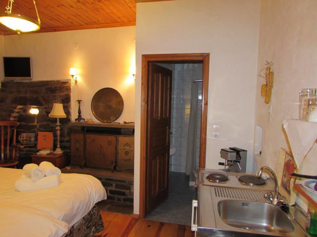 Traditional Rooms Karaouli Papigko Luaran gambar